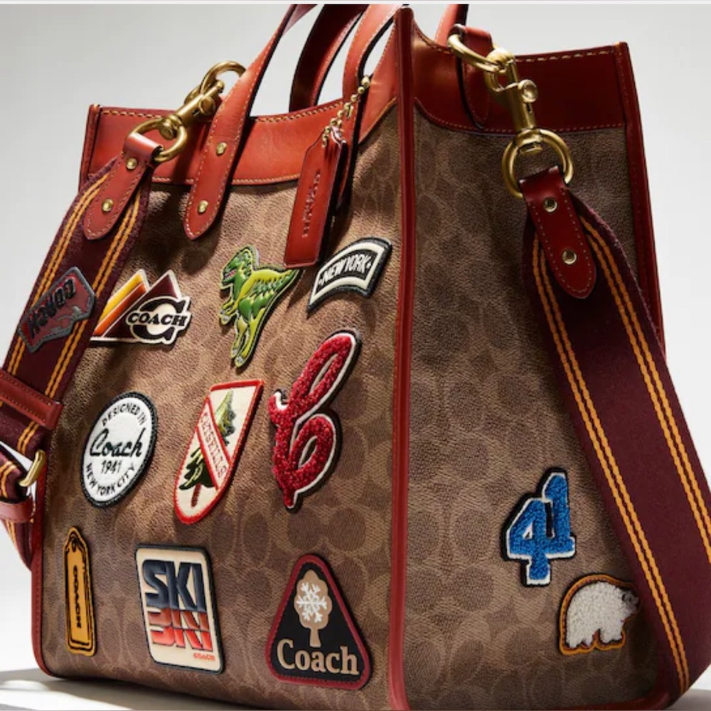 Field Tote In Signature Canvas With Patches